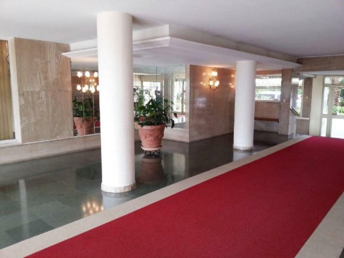 Dolce Apartment *